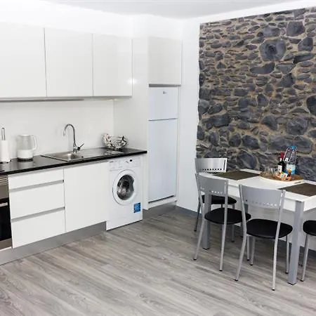 Apartamentos Funchal 3*